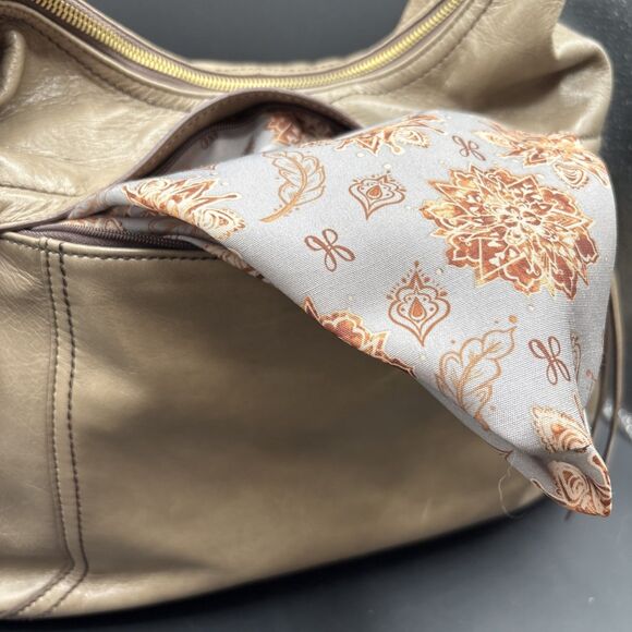 HOBO Fortune Large Brown Smooth Hide Leather Shoulder Handbag, Beige/Taupe - Picture 4 of 11